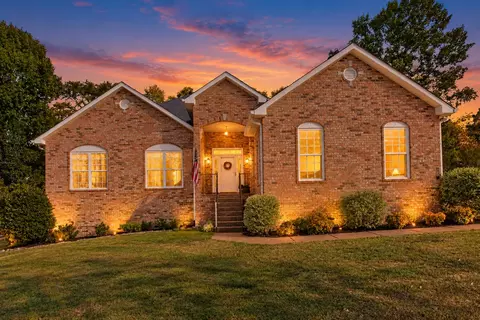716 Cowan Dr, Nolensville, TN 37135