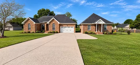1507 Lindsey Ln, Chapel Hill, TN 37034