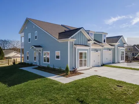 5101 Pace Park Cir, Columbia, TN 38401