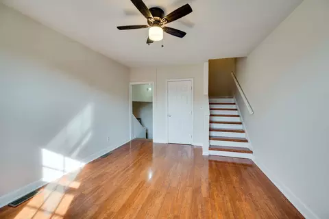 Living - 162 Deercrest Cir, Franklin, TN 37069 photo 4 of 4