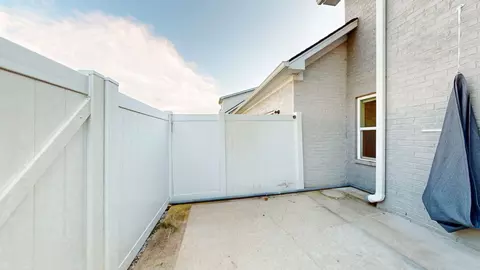 Exterior - 3514 Pershing Dr, Murfreesboro, TN 37129 photo 5 of 7