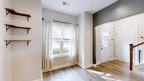Entry Way - 3514 Pershing Dr, Murfreesboro, TN 37129 photo 1 of 3