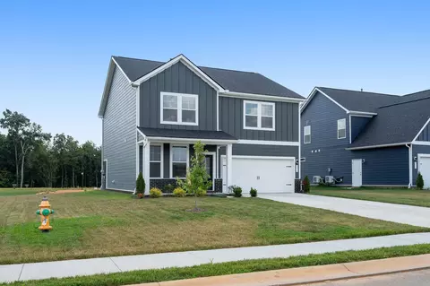 9016 Hutson Dr, White House, TN 37188