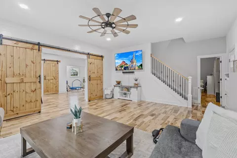 607 Old Columbia Rd, Unionville, TN 37180