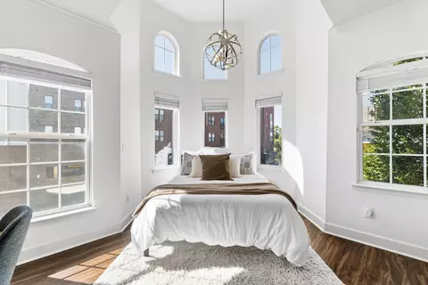 7009 Lenox Village Dr #302, Nashville, TN 37211