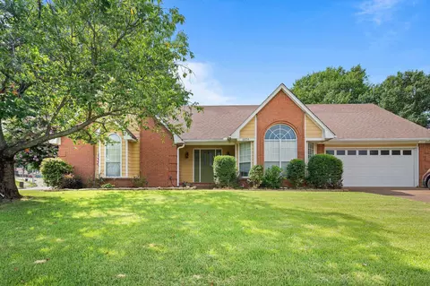 6654 Golden Star Cv, Bartlett, TN 38134