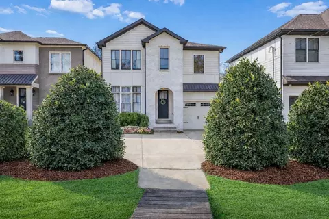 2803 White Oak Dr # A, Nashville, TN 37215