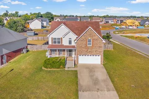 1728 Flagstone Dr, Clarksville, TN 37042