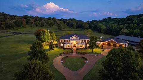 4008 Carters Creek Pike #1, Franklin, TN 37064