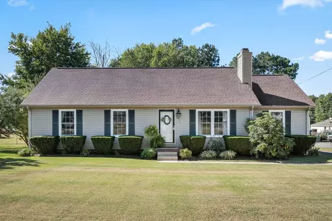 1611 Moore Ct, Rockvale, TN 37153