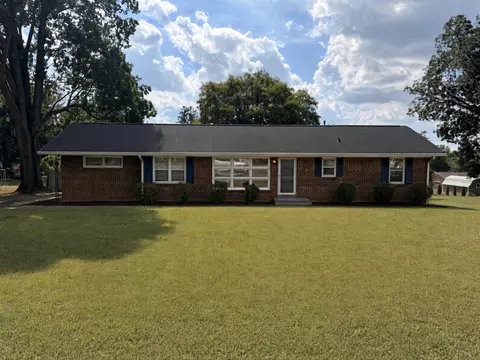 212 Porter Cir, Columbia, TN 38401