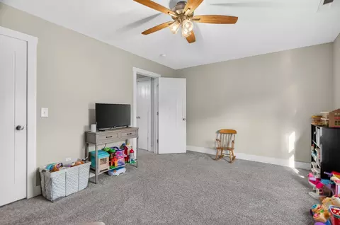 Bedroom - 813 5th Ave E, Springfield, TN 37172 photo 1 of 4
