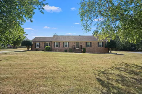 100 Cardinal Hill Rd, Shelbyville, TN 37160