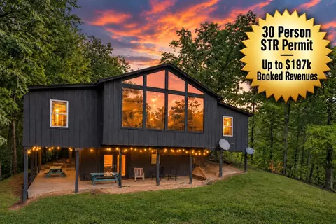 2116 Ridgecrest Loop Ln, Sevierville, TN 37876