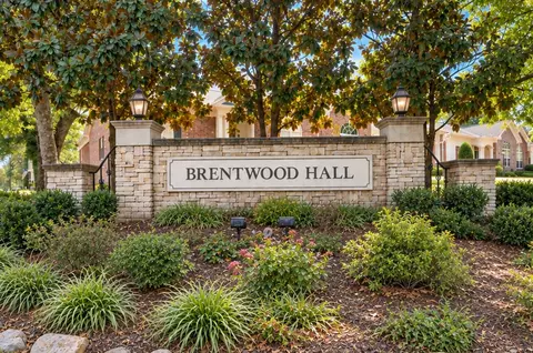 5624 Oakes Dr, Brentwood, TN 37027