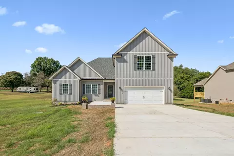 4005 Sweet Home Rd, Pleasant View, TN 37146