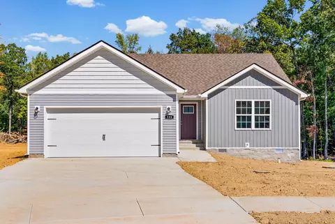 333 Tisha Ct, Clarksville, TN 37042
