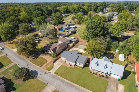 View/Area - 23 Roxy Cv, Jackson, TN 38301 photo 1 of 10