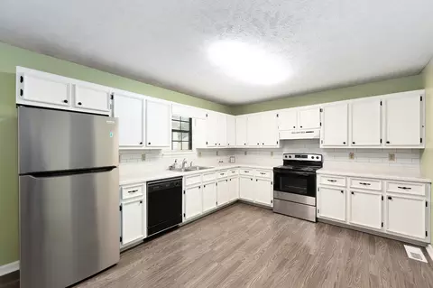 Kitchen - 23 Roxy Cv, Jackson, TN 38301 photo 1 of 1
