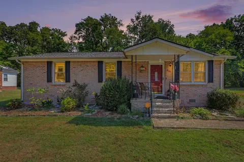 806 Hughes St, Spring Hill, TN 37174