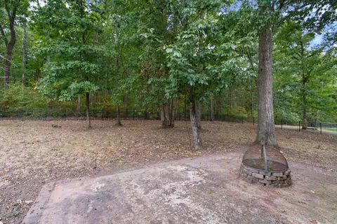 Exterior - 135 Ridgebend Dr, Murfreesboro, TN 37128 photo 10 of 12