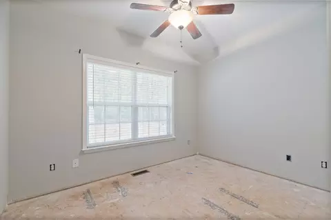 Bedroom - 135 Ridgebend Dr, Murfreesboro, TN 37128 photo 1 of 13