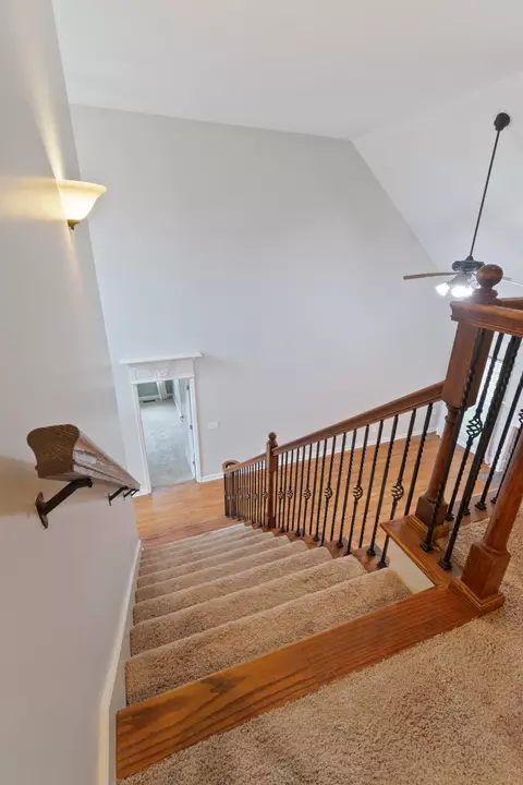 Entry Way - 135 Ridgebend Dr, Murfreesboro, TN 37128 photo 4 of 5