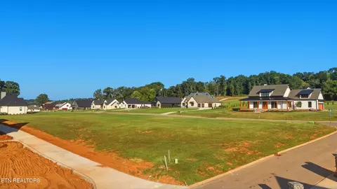 5913 John Dr, Greenback, TN 37742