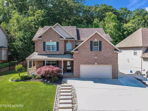10372 Harrison Springs Ln, Knoxville, TN 37932