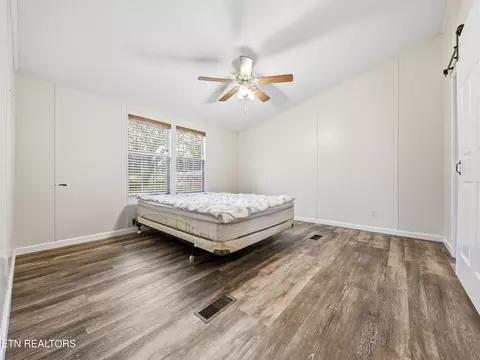 950 Easter Rd, Loudon, TN 37774 photo 16