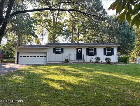 400 W 10th Ave, Lenoir City, TN 37771