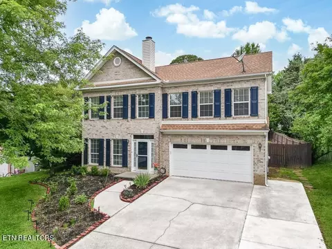 8139 Robins Nest Ln, Knoxville, TN 37919