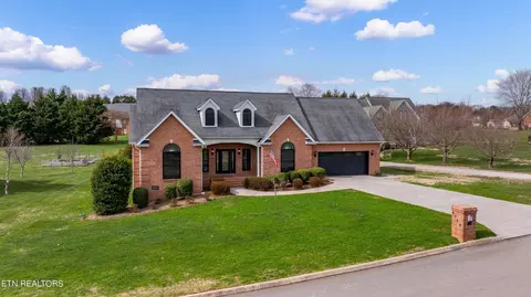 3737 Riverbrook Dr, Louisville, TN 37777