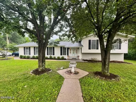 1301 La Paloma Dr, Knoxville, TN 37923