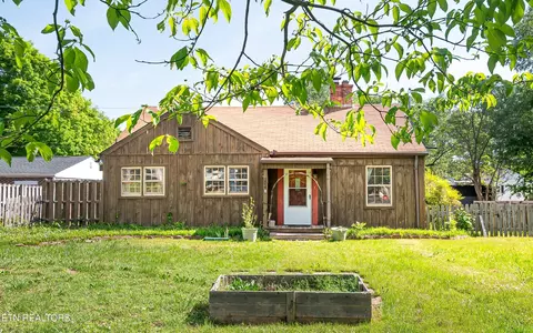 204 Rose Ave, Alcoa, TN 37701