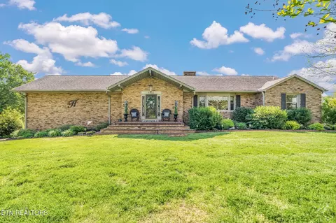 4912 W Emory Rd, Powell, TN 37849