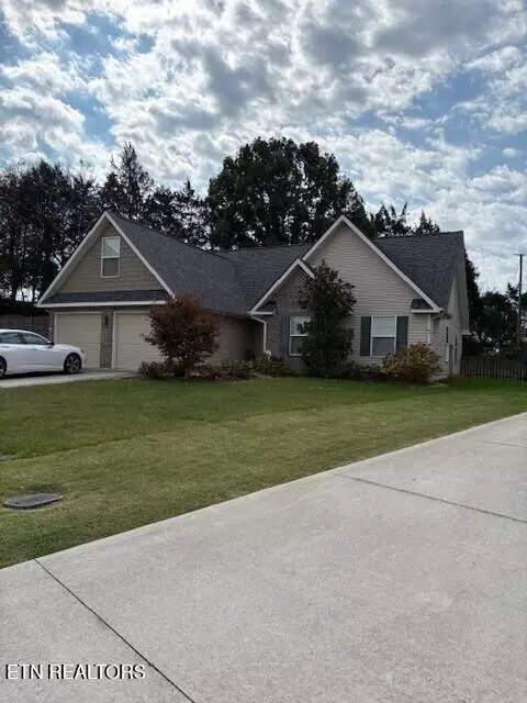 7513 Peony Dr, Knoxville, TN 37918