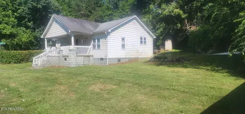 8313 Thorngrove Pike, Knoxville, TN 37914