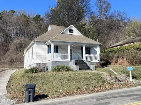 2501 Mineral Springs Ave, Knoxville, TN 37917