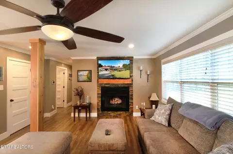 7221 Joyce Ln, Powell, TN 37849 photo 10