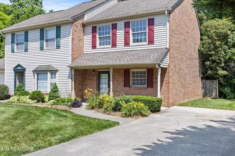 4429 Washington Ct, Knoxville, TN 37917