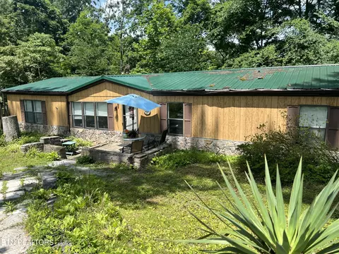 509 E Copeland Dr, Powell, TN 37849