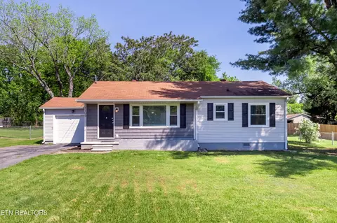 1109 Adair Dr, Knoxville, TN 37918