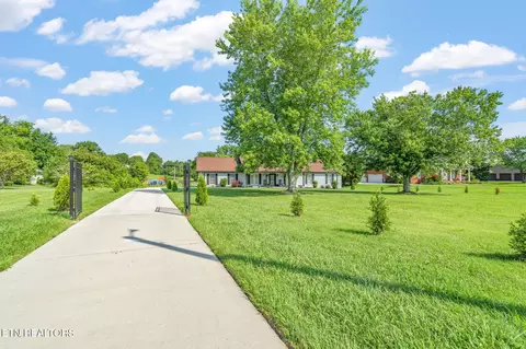 3005 Emory Rd, Knoxville, TN 37938