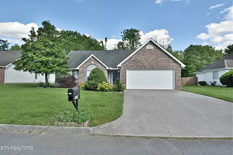 1518 Maremont Rd, Knoxville, TN 37918