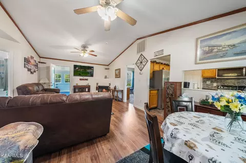 7546 Wheatmeadow Rd, Corryton, TN 37721 photo 9