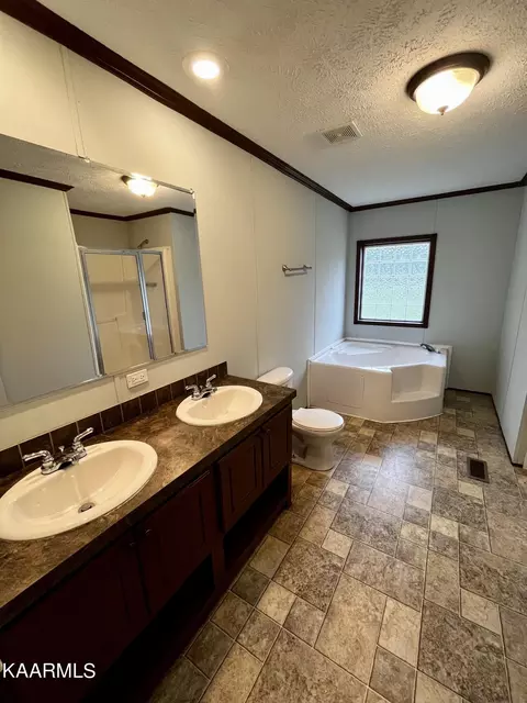 155 Ed Shipley Ln, Mohawk, TN 37810 photo 17
