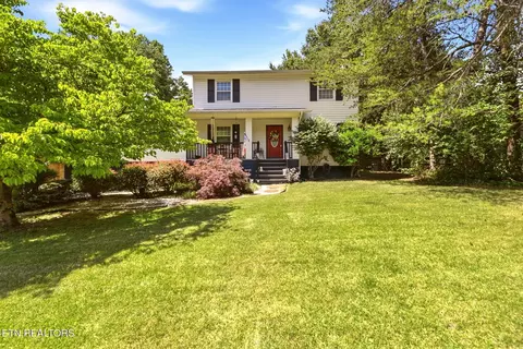 10117 Oak Creek Ln, Knoxville, TN 37932