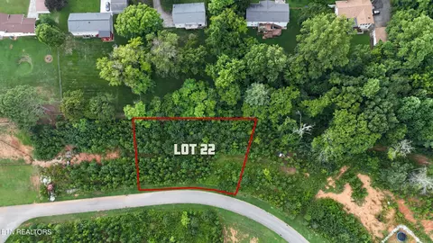 22 Jessica Ln, Clinton, TN 37716
