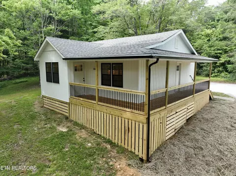 2834 Barnard Rd, Knoxville, TN 37921